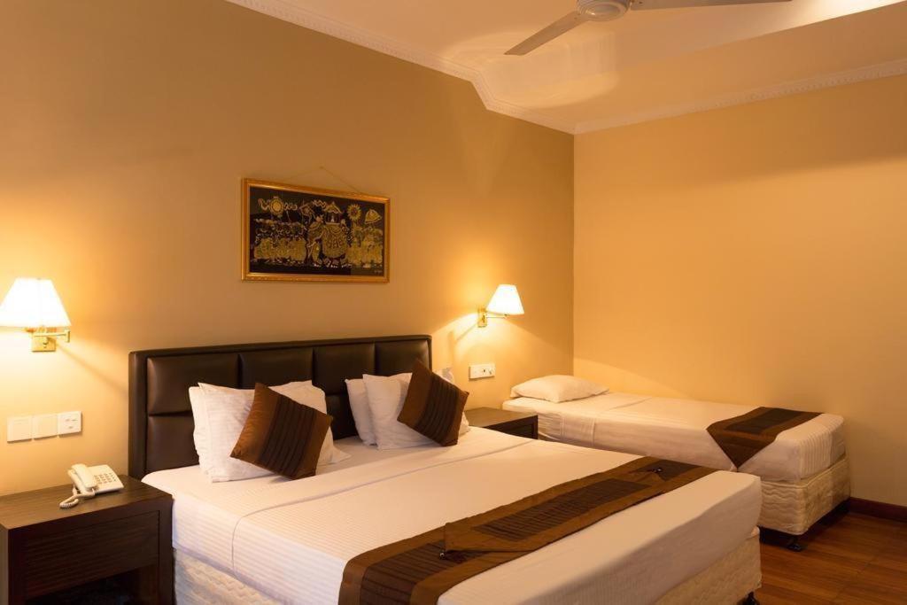 Devon Hotel Kandy Luaran gambar